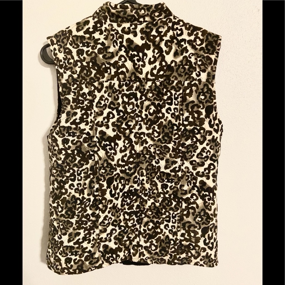 Reversible Leopard Vest - Picture 2 of 4